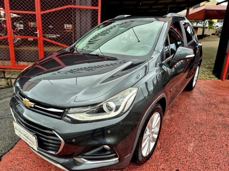 CHEVROLET TRACKER 1.4 16V PREMIER TURBO 2017/2018 HUBNER MULTIMARCAS FARROUPILHA / Carros no Vale