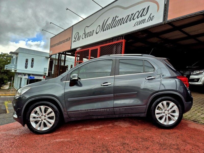 CHEVROLET TRACKER 1.4 16V PREMIER TURBO 2017/2018 HUBNER MULTIMARCAS FARROUPILHA / Carros no Vale