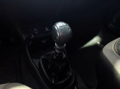 Fiat Mobi Trekking 1.0 2023/2024 SIM VEÍCULOS PORTO ALEGRE / Carros no Vale