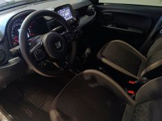 Fiat Mobi Trekking 1.0 2023/2024 SIM VEÍCULOS PORTO ALEGRE / Carros no Vale
