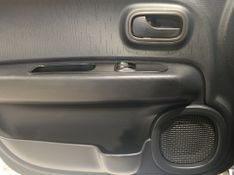 Fiat Mobi Trekking 1.0 2023/2024 SIM VEÍCULOS PORTO ALEGRE / Carros no Vale