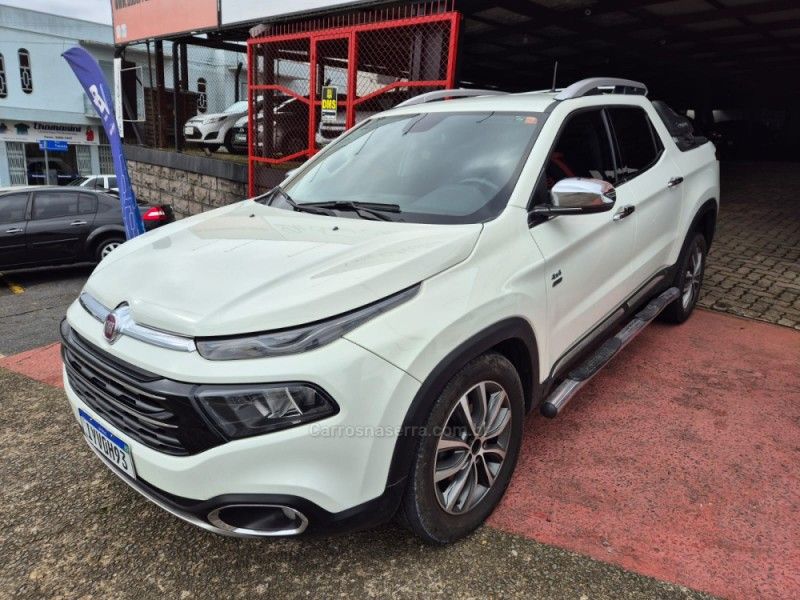 FIAT TORO 2.0 16V TURBO FREEDOM 4WD 2018/2019 HUBNER MULTIMARCAS FARROUPILHA / Carros no Vale FIAT TORO 2.0 16V TURBO FREEDOM 4WD 2018/2019 HUBNER MULTIMARCAS FARROUPILHA / Carros no Vale