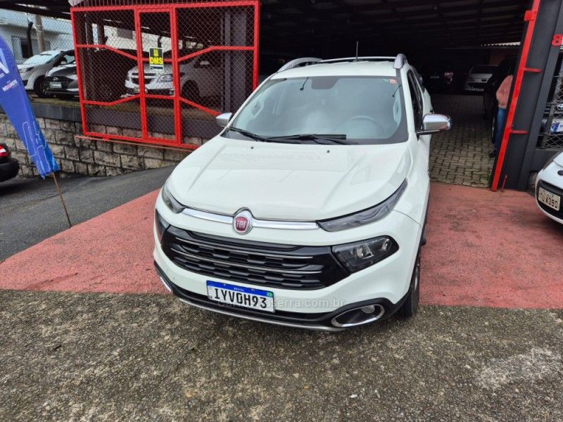FIAT TORO 2.0 16V TURBO FREEDOM 4WD 2018/2019 HUBNER MULTIMARCAS FARROUPILHA / Carros no Vale FIAT TORO 2.0 16V TURBO FREEDOM 4WD 2018/2019 HUBNER MULTIMARCAS FARROUPILHA / Carros no Vale