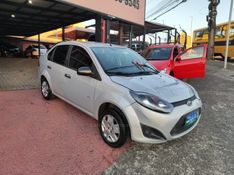 FORD FIESTA 1.0 MPI SEDAN 8V 2012/2013 HUBNER MULTIMARCAS FARROUPILHA / Carros no Vale
