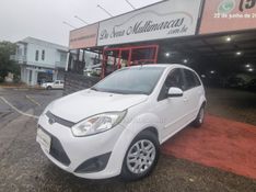 FORD FIESTA 1.6 MPI 8V 2012/2013 HUBNER MULTIMARCAS FARROUPILHA / Carros no Vale