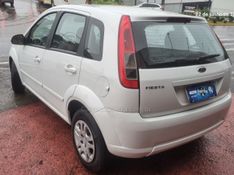FORD FIESTA 1.6 MPI 8V 2012/2013 HUBNER MULTIMARCAS FARROUPILHA / Carros no Vale
