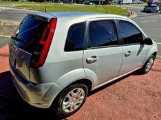 FORD FIESTA 1.6 MPI CLASS HATCH 8V 2013/2014 HUBNER MULTIMARCAS FARROUPILHA / Carros no Vale
