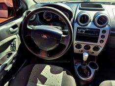 FORD FIESTA 1.6 MPI CLASS HATCH 8V 2013/2014 HUBNER MULTIMARCAS FARROUPILHA / Carros no Vale