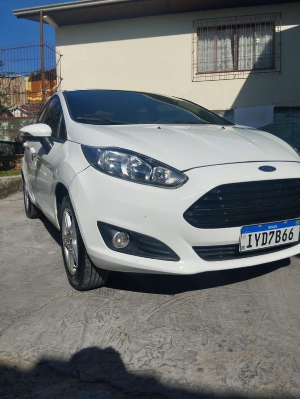 FORD FIESTA 1.6 SEL SEDAN 16V 2017/2017 HUBNER MULTIMARCAS FARROUPILHA / Carros no Vale FORD FIESTA 1.6 SEL SEDAN 16V 2017/2017 HUBNER MULTIMARCAS FARROUPILHA / Carros no Vale
