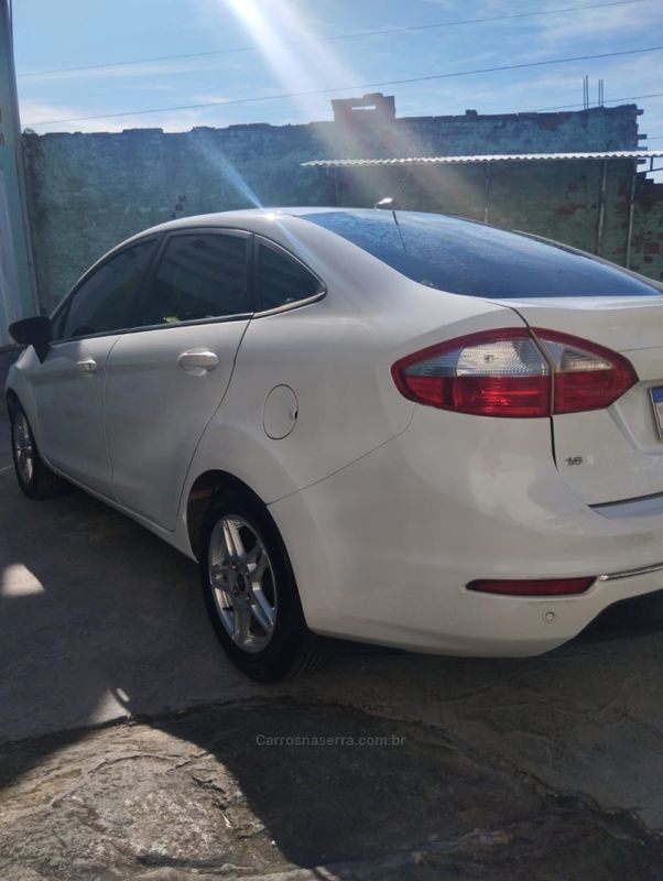 FORD FIESTA 1.6 SEL SEDAN 16V 2017/2017 HUBNER MULTIMARCAS FARROUPILHA / Carros no Vale FORD FIESTA 1.6 SEL SEDAN 16V 2017/2017 HUBNER MULTIMARCAS FARROUPILHA / Carros no Vale
