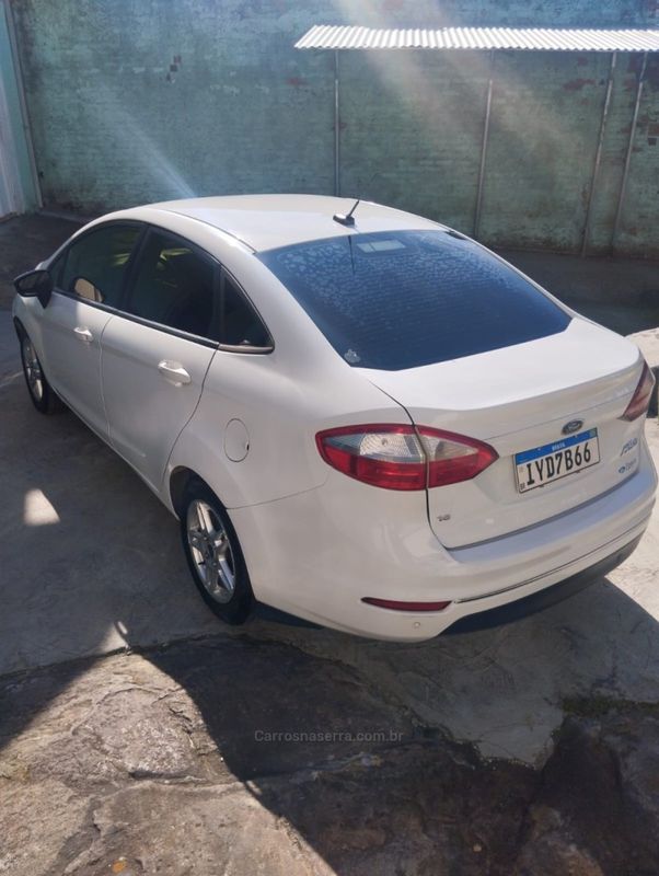 FORD FIESTA 1.6 SEL SEDAN 16V 2017/2017 HUBNER MULTIMARCAS FARROUPILHA / Carros no Vale FORD FIESTA 1.6 SEL SEDAN 16V 2017/2017 HUBNER MULTIMARCAS FARROUPILHA / Carros no Vale