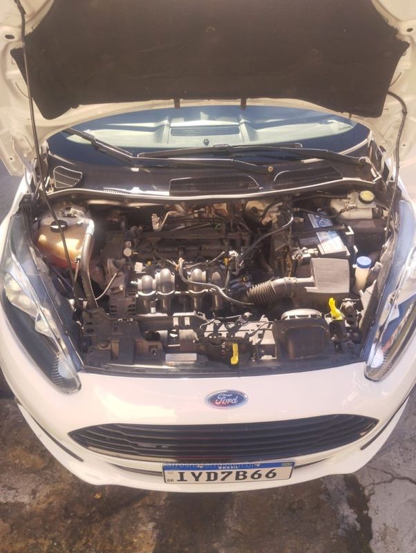 FORD FIESTA 1.6 SEL SEDAN 16V 2017/2017 HUBNER MULTIMARCAS FARROUPILHA / Carros no Vale FORD FIESTA 1.6 SEL SEDAN 16V 2017/2017 HUBNER MULTIMARCAS FARROUPILHA / Carros no Vale