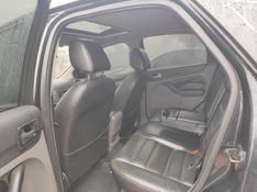 FORD FOCUS 2.0 GHIA 16V 2010/2011 HUBNER MULTIMARCAS FARROUPILHA / Carros no Vale