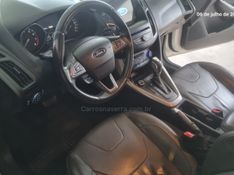FORD FOCUS 2.0 SE FASTBACK 16V 2017/2018 HUBNER MULTIMARCAS FARROUPILHA / Carros no Vale