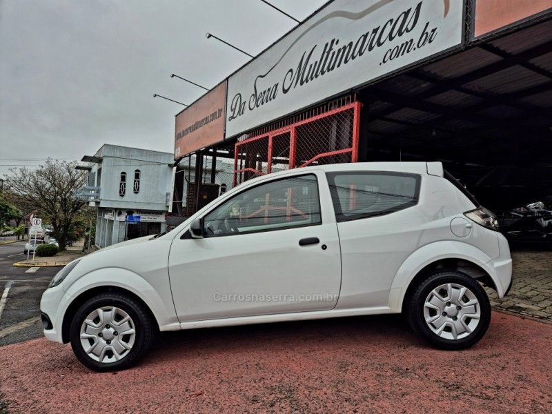 FORD KA 1.0 MPI 8V 2012/2013 HUBNER MULTIMARCAS FARROUPILHA / Carros no Vale