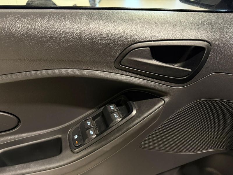 Ford Ka 1.0 Se Plus Tivct 2020/2020 SIM VEÍCULOS PORTO ALEGRE / Carros no Vale