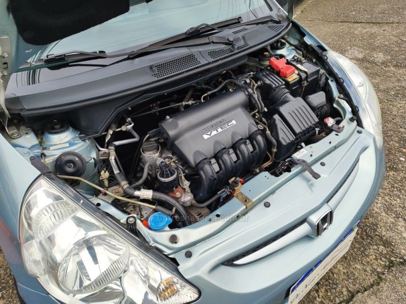 HONDA FIT 1.5 EX 16V 2006/2007 HUBNER MULTIMARCAS FARROUPILHA / Carros no Vale