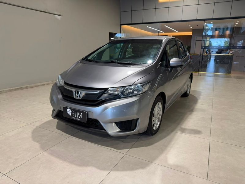 Honda Fit Lx 1.5 Flexone 2015/2016 SIM VEÍCULOS PORTO ALEGRE / Carros no Vale Honda Fit Lx 1.5 Flexone 2015/2016 SIM VEÍCULOS PORTO ALEGRE / Carros no Vale