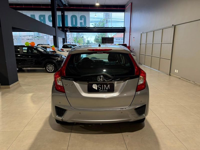 Honda Fit Lx 1.5 Flexone 2015/2016 SIM VEÍCULOS PORTO ALEGRE / Carros no Vale Honda Fit Lx 1.5 Flexone 2015/2016 SIM VEÍCULOS PORTO ALEGRE / Carros no Vale