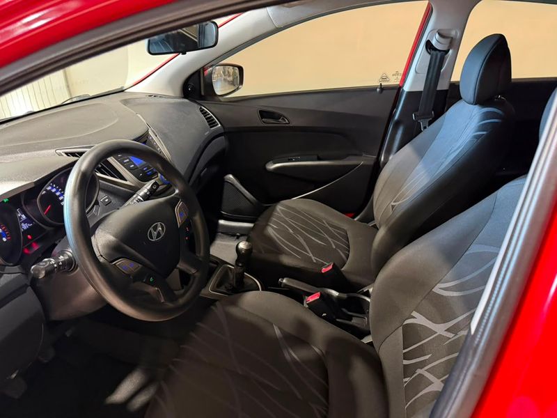 Hyundai Hb20 1.0m Comfor 2015/2015 SIM VEÍCULOS PORTO ALEGRE / Carros no Vale Hyundai Hb20 1.0m Comfor 2015/2015 SIM VEÍCULOS PORTO ALEGRE / Carros no Vale