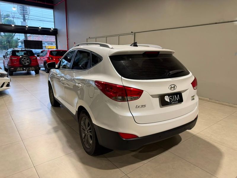 Hyundai Ix35 Gl 2.0 16v 2wd 2021/2022 SIM VEÍCULOS PORTO ALEGRE / Carros no Vale