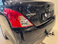 Nissan Versa Sv 1.6 2018/2019 SIM VEÍCULOS PORTO ALEGRE / Carros no Vale