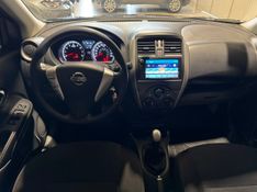 Nissan Versa Sv 1.6 2018/2019 SIM VEÍCULOS PORTO ALEGRE / Carros no Vale