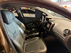 Renault Captur Intense 2.0 16v 2017/2018 SIM VEÍCULOS PORTO ALEGRE / Carros no Vale