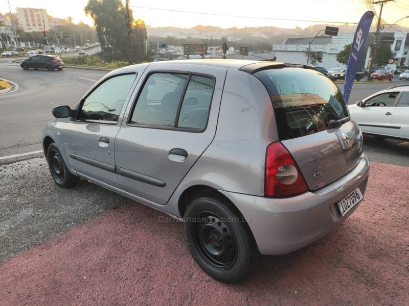 RENAULT CLIO 1.0 CAMPUS 16V 2008/2009 HUBNER MULTIMARCAS FARROUPILHA / Carros no Vale RENAULT CLIO 1.0 CAMPUS 16V 2008/2009 HUBNER MULTIMARCAS FARROUPILHA / Carros no Vale
