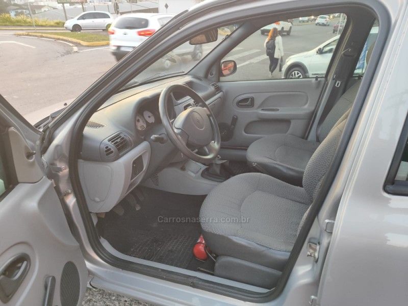 RENAULT CLIO 1.0 CAMPUS 16V 2008/2009 HUBNER MULTIMARCAS FARROUPILHA / Carros no Vale RENAULT CLIO 1.0 CAMPUS 16V 2008/2009 HUBNER MULTIMARCAS FARROUPILHA / Carros no Vale