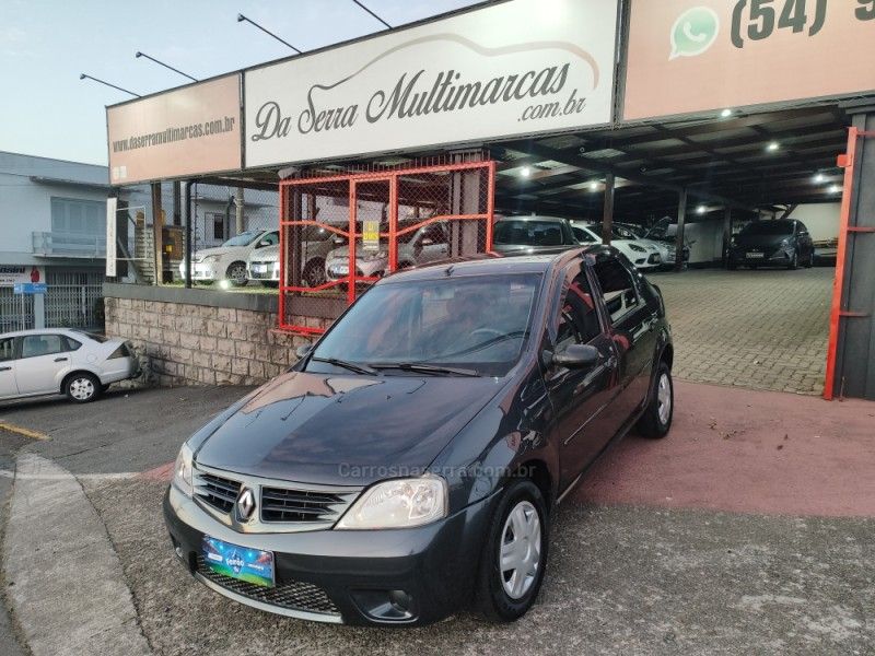 RENAULT LOGAN 1.0 EXPRESSION 16V 2007/2008 HUBNER MULTIMARCAS FARROUPILHA / Carros no Vale