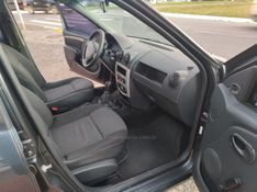 RENAULT LOGAN 1.0 EXPRESSION 16V 2007/2008 HUBNER MULTIMARCAS FARROUPILHA / Carros no Vale