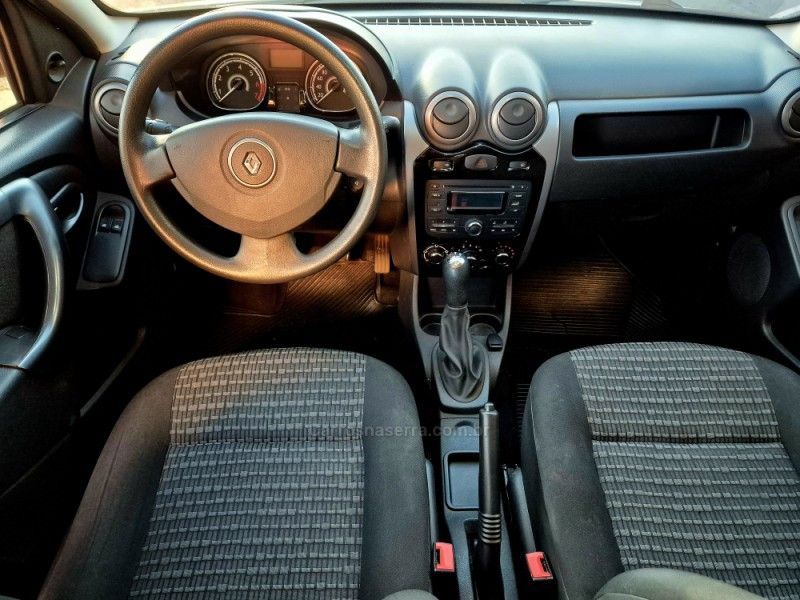 RENAULT SANDERO 1.6 EXPRESSION 8V 2012/2012 HUBNER MULTIMARCAS FARROUPILHA / Carros no Vale