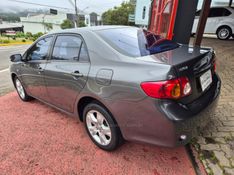 TOYOTA COROLLA 1.8 XEI 16V 2009/2009 HUBNER MULTIMARCAS FARROUPILHA / Carros no Vale