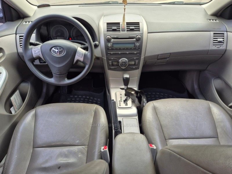 TOYOTA COROLLA 1.8 XEI 16V 2009/2009 HUBNER MULTIMARCAS FARROUPILHA / Carros no Vale