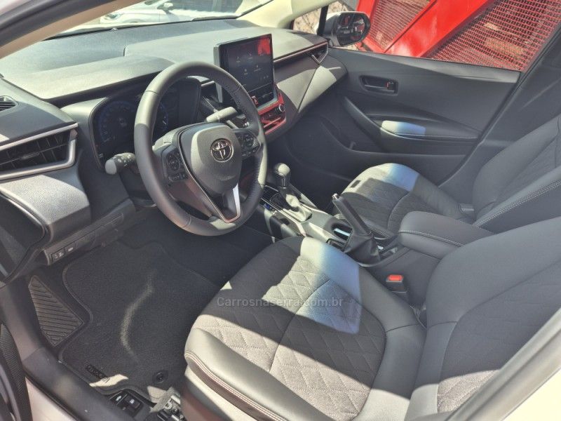 TOYOTA COROLLA 2.0 GLI 16V 2026/2026 HUBNER MULTIMARCAS FARROUPILHA / Carros no Vale