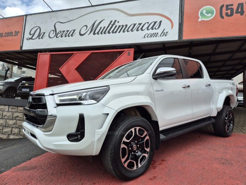 TOYOTA HILUX 2.8 SRX PLUS 4X4 CD TURBO 2026/2027 HUBNER MULTIMARCAS FARROUPILHA / Carros no Vale