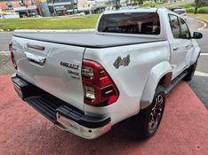 TOYOTA HILUX 2.8 SRX PLUS 4X4 CD TURBO 2026/2027 HUBNER MULTIMARCAS FARROUPILHA / Carros no Vale