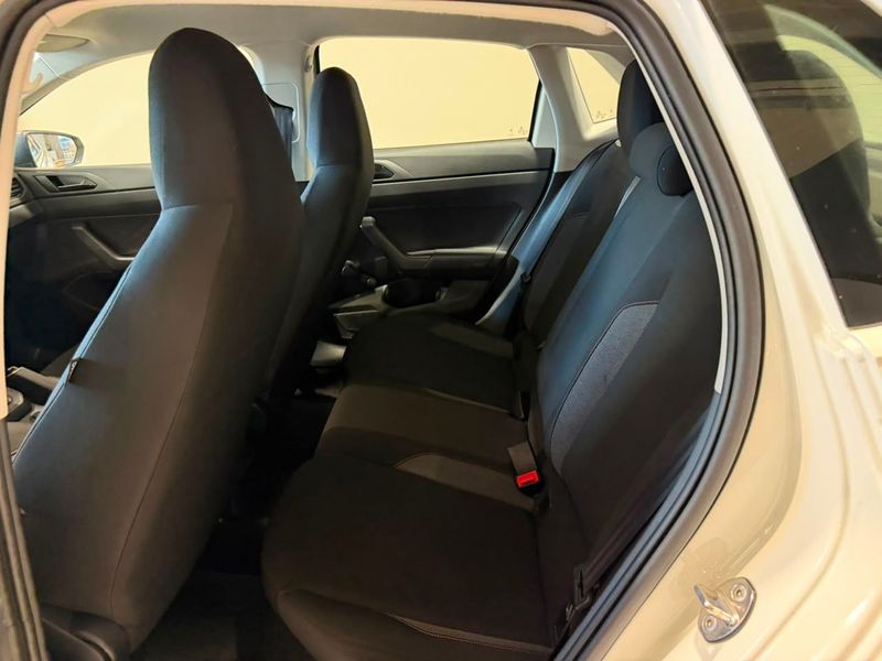 Volkswagen Polo Track 1.0 12v 2023/2023 SIM VEÍCULOS PORTO ALEGRE / Carros no Vale Volkswagen Polo Track 1.0 12v 2023/2023 SIM VEÍCULOS PORTO ALEGRE / Carros no Vale