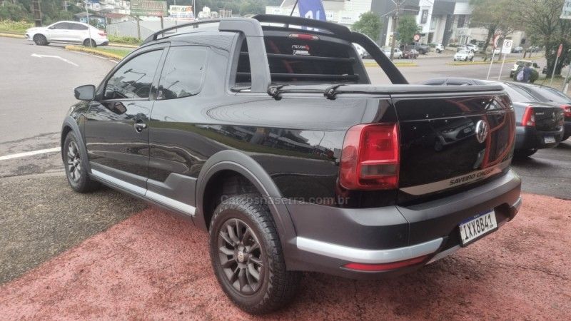 VOLKSWAGEN SAVEIRO 1.6 CROSS CD 16V 2016/2017 HUBNER MULTIMARCAS FARROUPILHA / Carros no Vale VOLKSWAGEN SAVEIRO 1.6 CROSS CD 16V 2016/2017 HUBNER MULTIMARCAS FARROUPILHA / Carros no Vale
