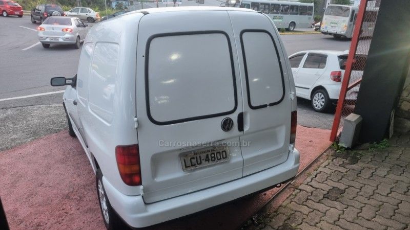 VOLKSWAGEN VAN 1.6 MI 8V 1999/1999 HUBNER MULTIMARCAS FARROUPILHA / Carros no Vale VOLKSWAGEN VAN 1.6 MI 8V 1999/1999 HUBNER MULTIMARCAS FARROUPILHA / Carros no Vale