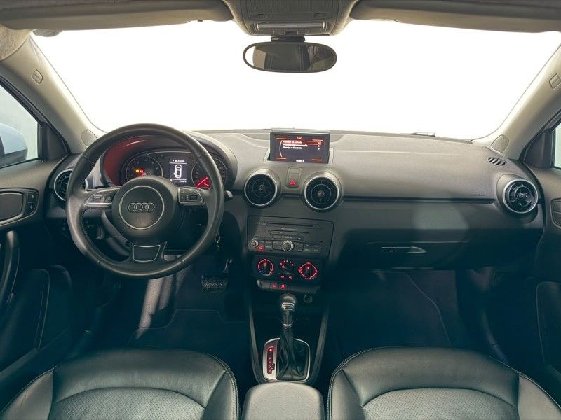 AUDI A1 1.4 TFSI ATTRACTION 16V 122CV 2014/2014 SUL SERRA MOTORS CAXIAS DO SUL / Carros no Vale AUDI A1 1.4 TFSI ATTRACTION 16V 122CV 2014/2014 SUL SERRA MOTORS CAXIAS DO SUL / Carros no Vale