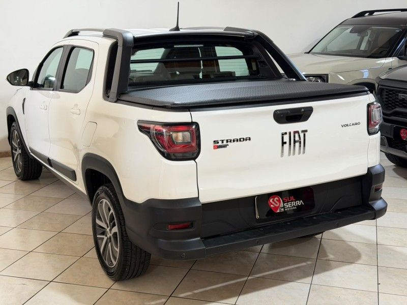 FIAT STRADA 1.3 VOLCANO CD 8V 2023/2023 SUL SERRA MOTORS CAXIAS DO SUL / Carros no Vale