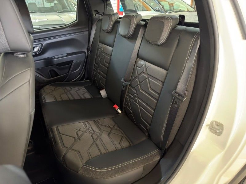 FIAT STRADA 1.3 VOLCANO CD 8V 2023/2023 SUL SERRA MOTORS CAXIAS DO SUL / Carros no Vale