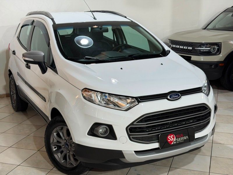 FORD ECOSPORT 1.6 FREESTYLE 16V 2014/2015 SUL SERRA MOTORS CAXIAS DO SUL / Carros no Vale FORD ECOSPORT 1.6 FREESTYLE 16V 2014/2015 SUL SERRA MOTORS CAXIAS DO SUL / Carros no Vale
