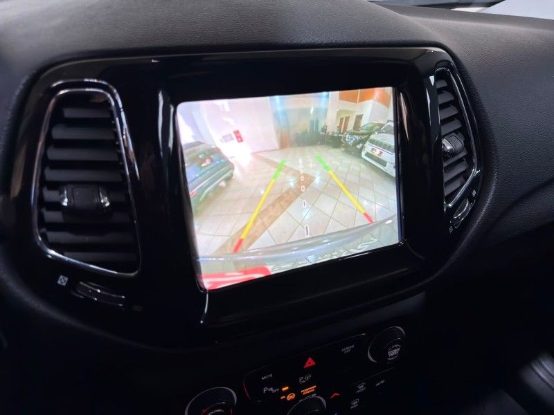 JEEP COMPASS 2.0 16V LIMITED 4X4 2020/2021 SUL SERRA MOTORS CAXIAS DO SUL / Carros no Vale JEEP COMPASS 2.0 16V LIMITED 4X4 2020/2021 SUL SERRA MOTORS CAXIAS DO SUL / Carros no Vale