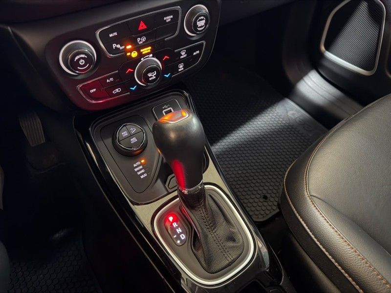JEEP COMPASS 2.0 16V LIMITED 4X4 2020/2021 SUL SERRA MOTORS CAXIAS DO SUL / Carros no Vale JEEP COMPASS 2.0 16V LIMITED 4X4 2020/2021 SUL SERRA MOTORS CAXIAS DO SUL / Carros no Vale