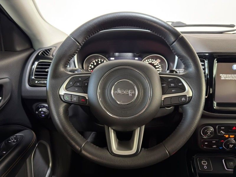 JEEP COMPASS 2.0 16V LIMITED 2016/2017 SUL SERRA MOTORS CAXIAS DO SUL / Carros no Vale JEEP COMPASS 2.0 16V LIMITED 2016/2017 SUL SERRA MOTORS CAXIAS DO SUL / Carros no Vale