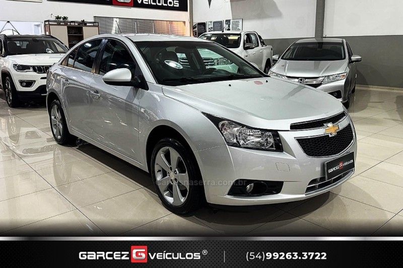 CHEVROLET CRUZE 1.8 LT 16V 2014/2014 GARCEZ VEÍCULOS BENTO GONÇALVES / Carros no Vale CHEVROLET CRUZE 1.8 LT 16V 2014/2014 GARCEZ VEÍCULOS BENTO GONÇALVES / Carros no Vale