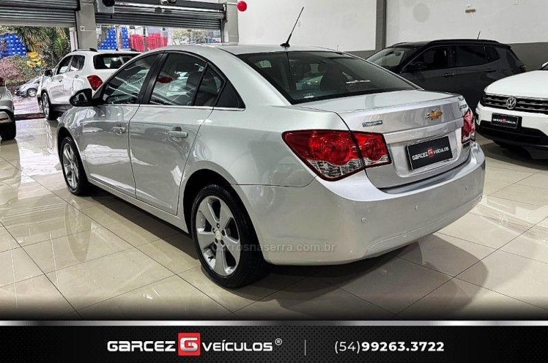 CHEVROLET CRUZE 1.8 LT 16V 2014/2014 GARCEZ VEÍCULOS BENTO GONÇALVES / Carros no Vale CHEVROLET CRUZE 1.8 LT 16V 2014/2014 GARCEZ VEÍCULOS BENTO GONÇALVES / Carros no Vale
